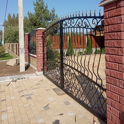 Ворота кованые распашные