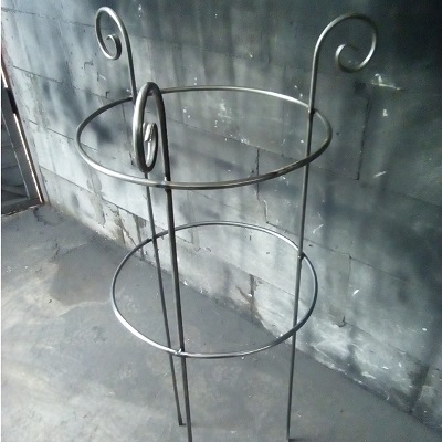 Опора для кустов