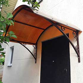 Козырек из поликарбоната