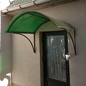 Козырек из поликарбоната