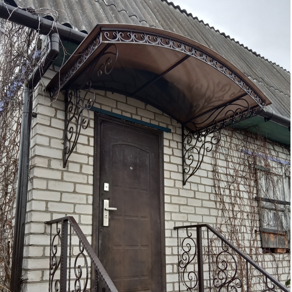 Козырек кованый над крыльцом 3,2