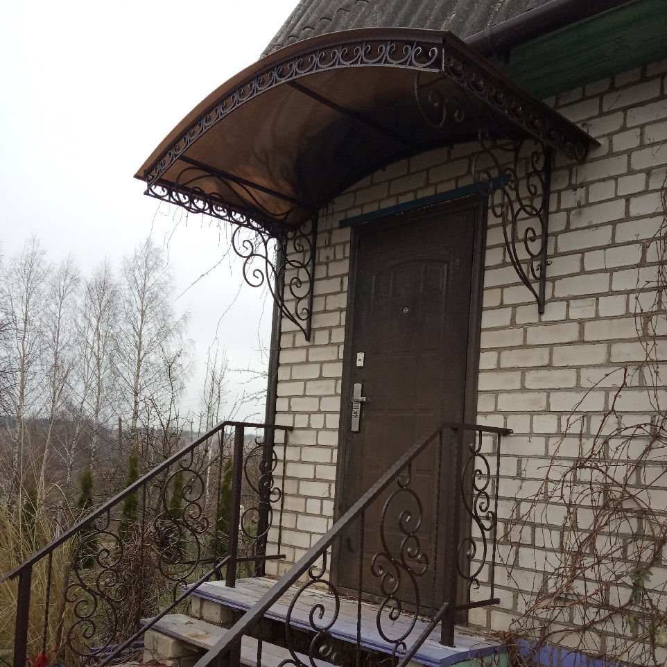 Козырек кованый над крыльцом 3,3