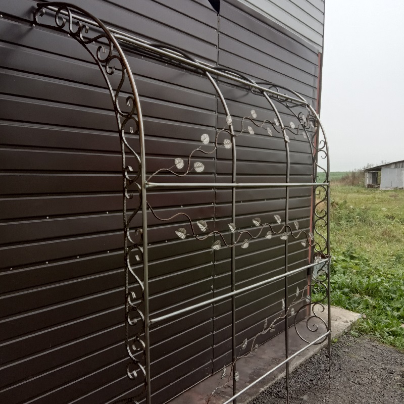 шпалера кованая