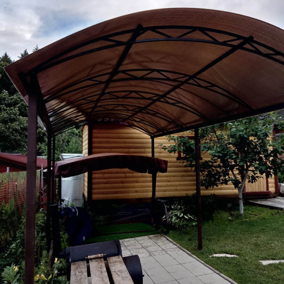 Навес из поликарбоната 1