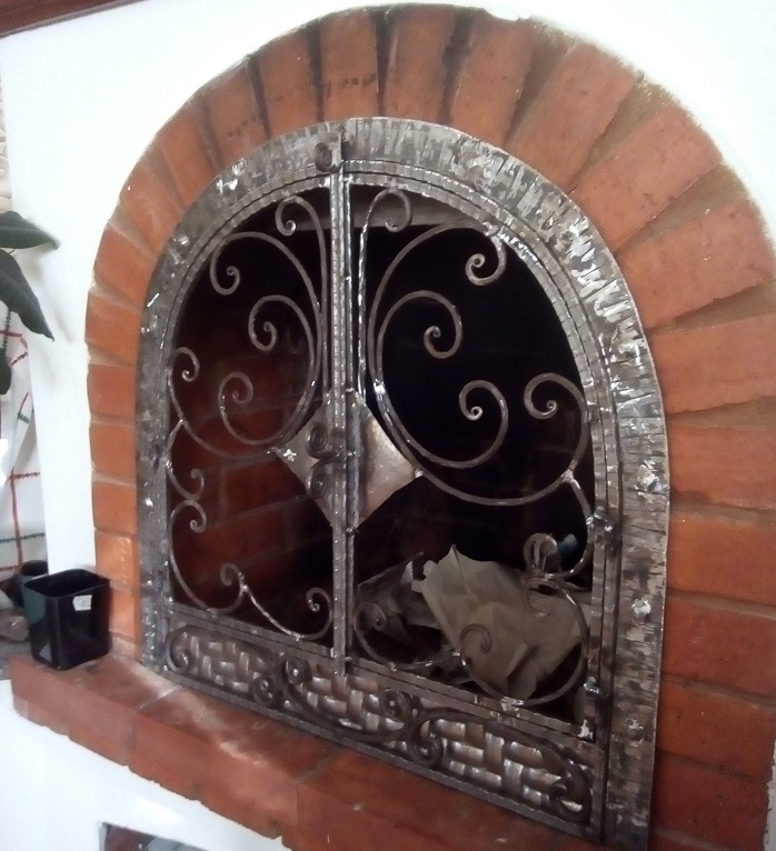 Решетка для камина, защитная 1