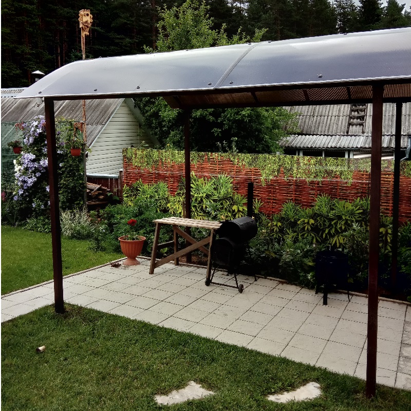 Навес арочный из поликарбоната 1,2