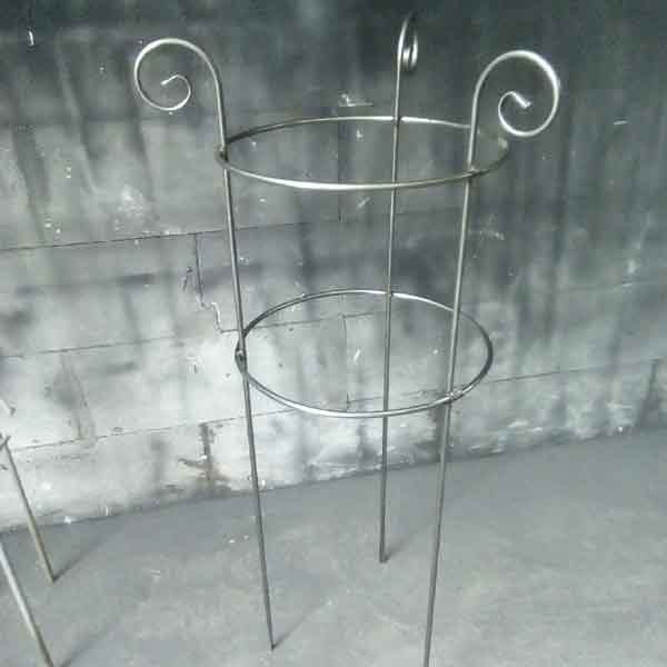 опора для кустов