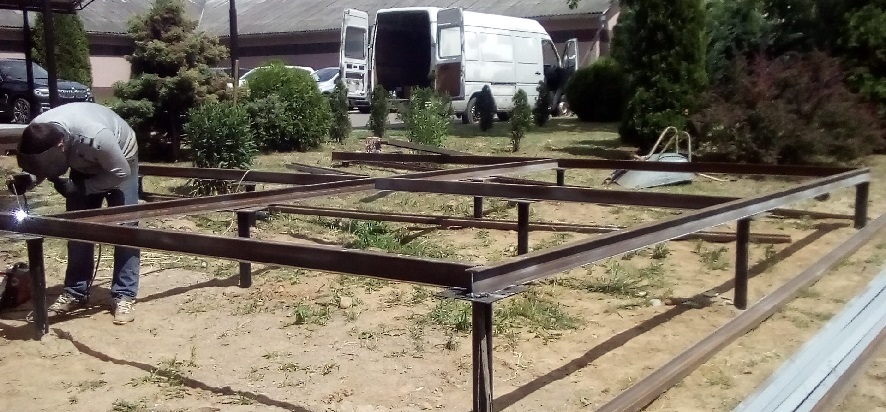 Установка каркаса террасы