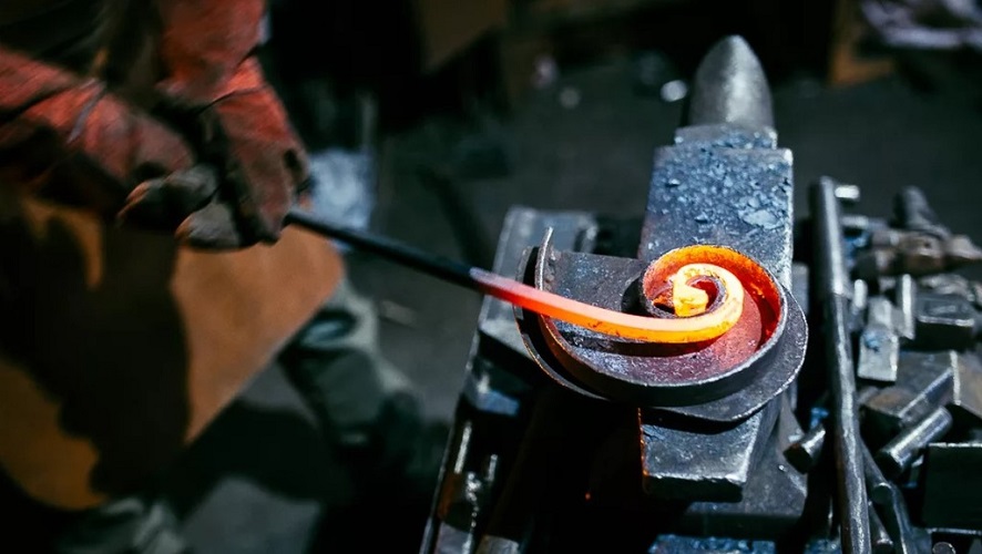 Ковка гибка завитка