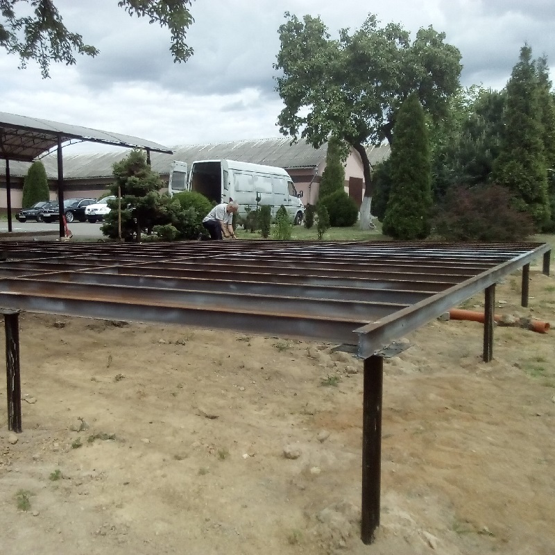 Завершение сварочных работ каркаса террасы 1,1