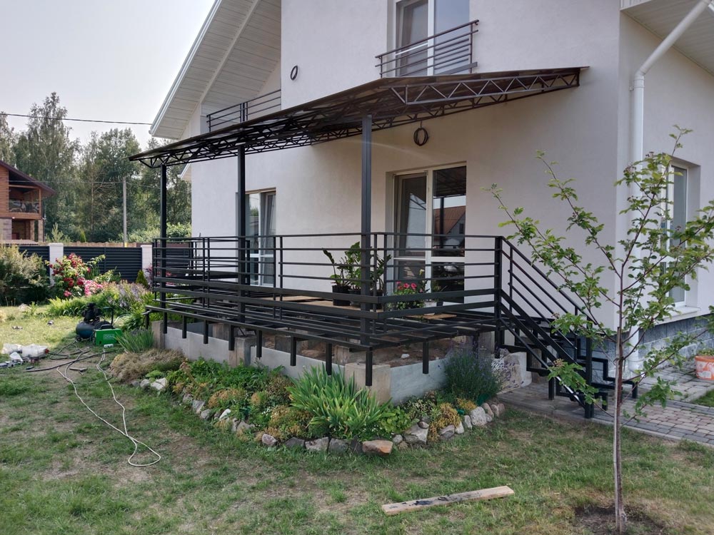 Изготовление террасы с навесом к дому 2,7