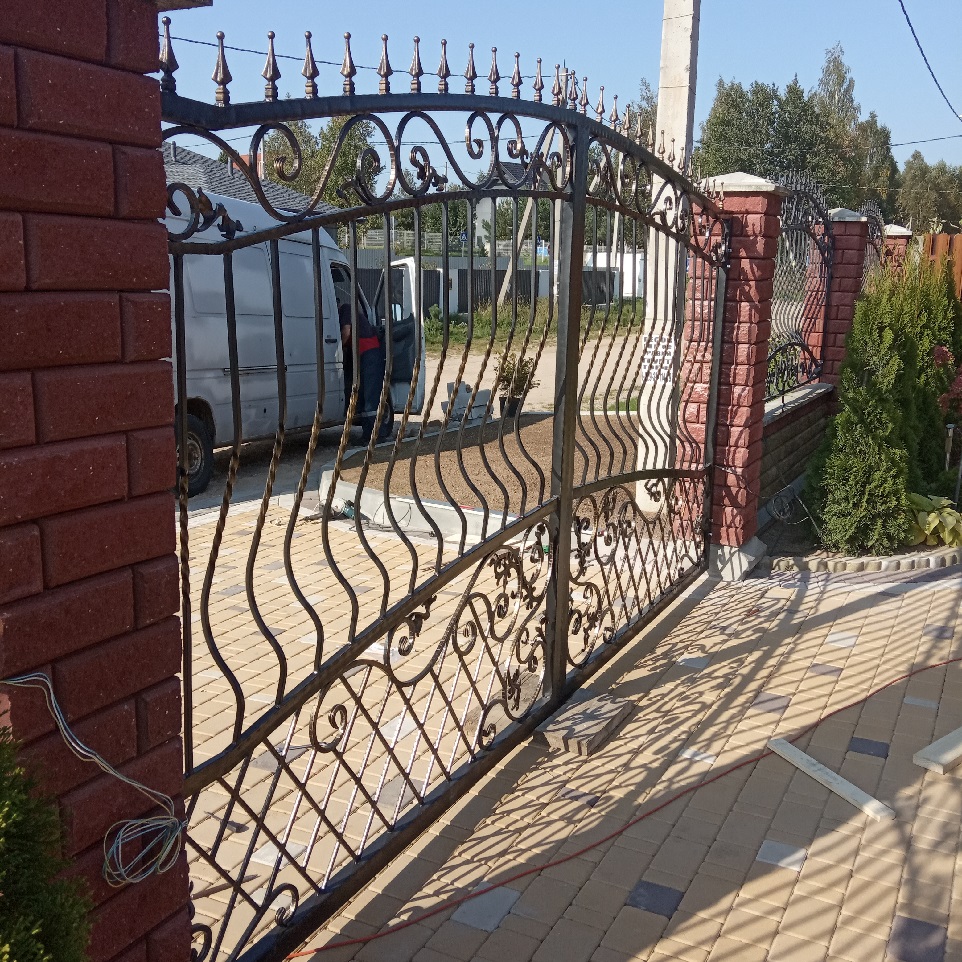 Ворота кованые 1,2