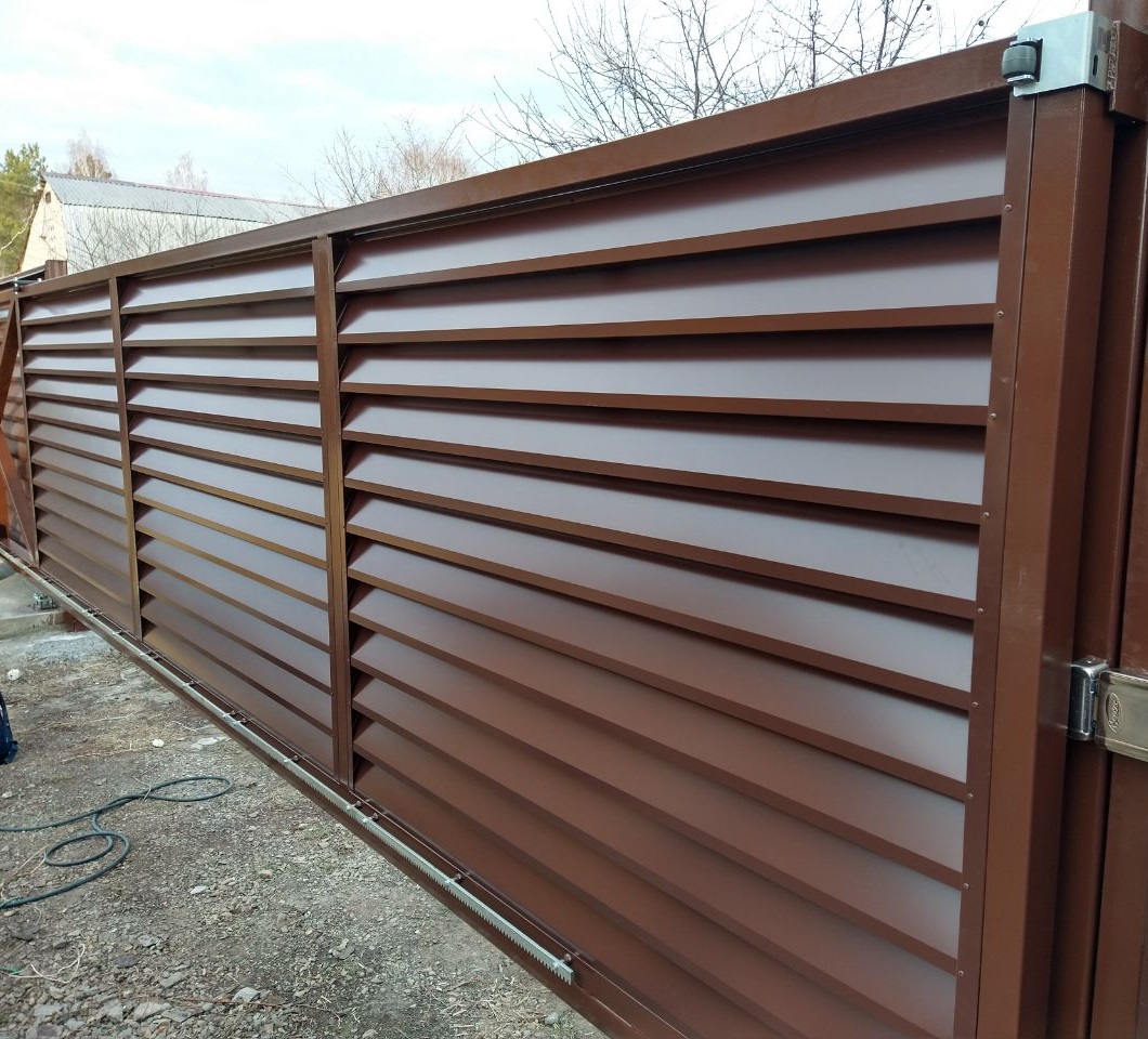 Ворота откатные с зашивкой жалюзи №6
